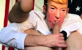 masked-amateur-guy-deepthroats-his-own-meat-pole-on-webcam